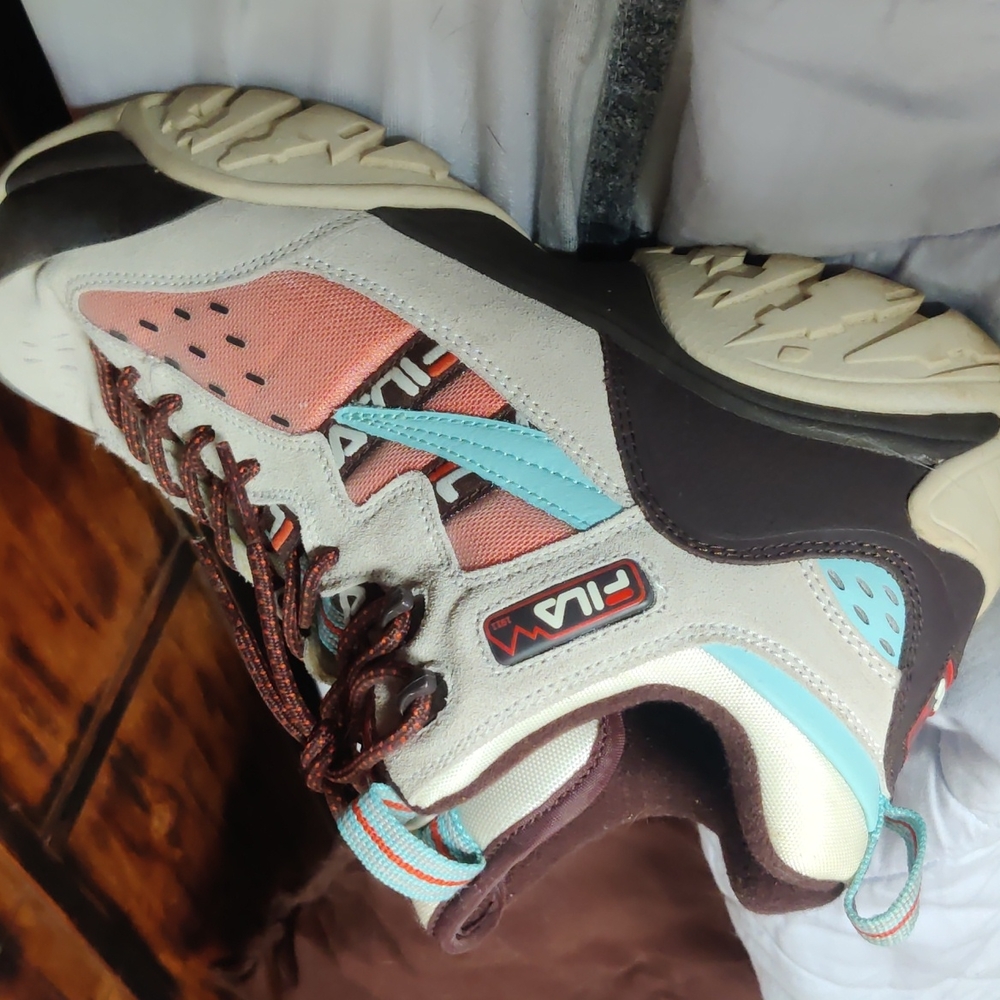 Fila sneakers